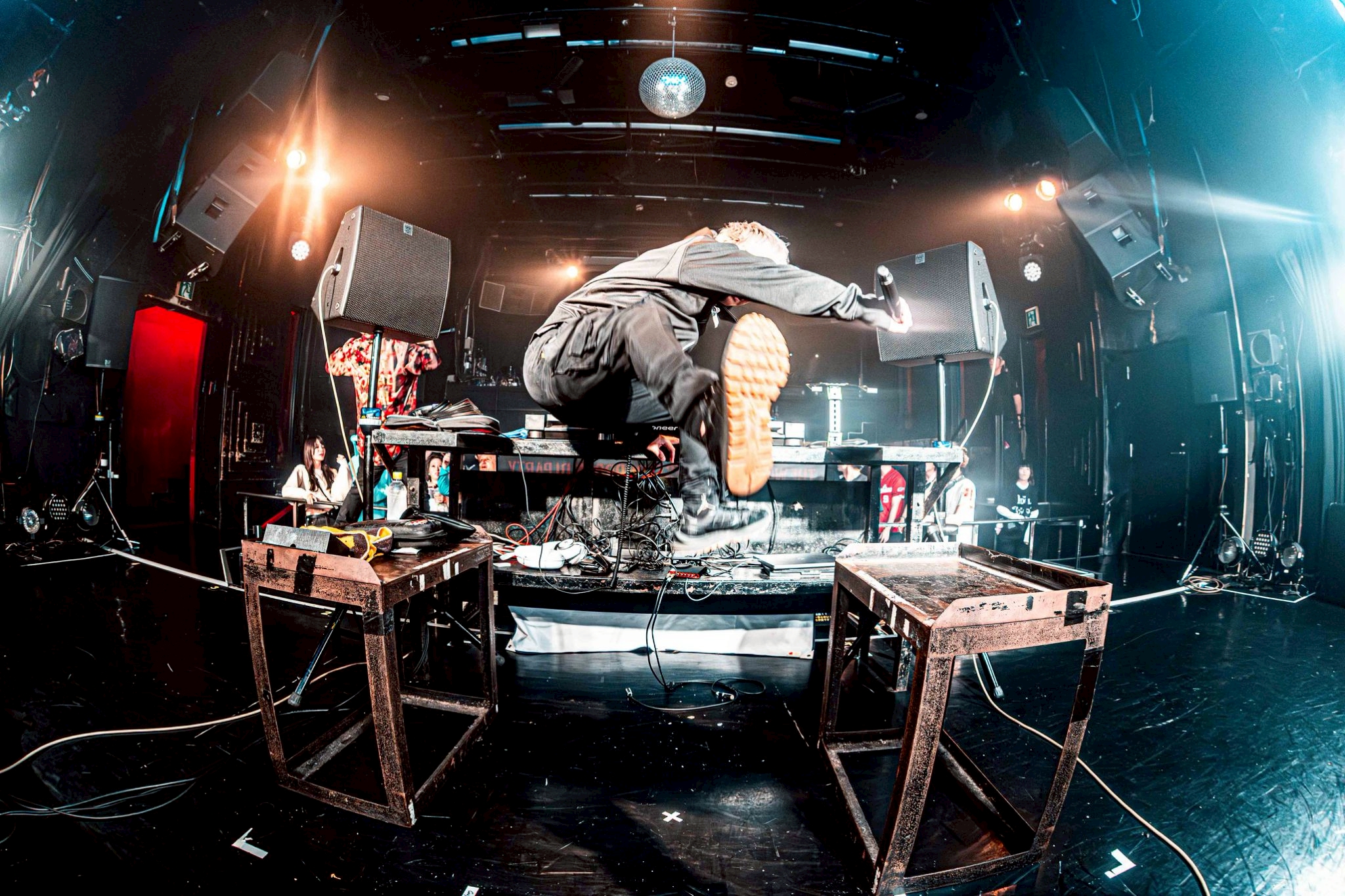 豪華ゲスト多数出演！10/26（日）激ロックDJパーティーHALLOWEEN