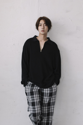 キム・ヒョンジュン直筆サイン入り超大型写真…Kim HyunJoong… kjh_main-thumb-autox420-51901.jpg