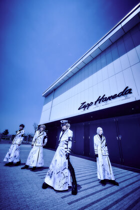 DIAURA メンバー全員直筆サイン色紙 | 激ロック プレゼント