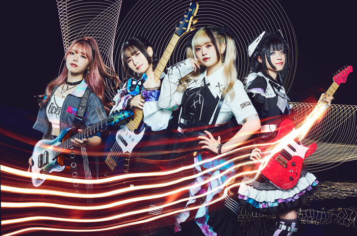 BAND-MAID メンバー全員直筆サイン入りTシャツ