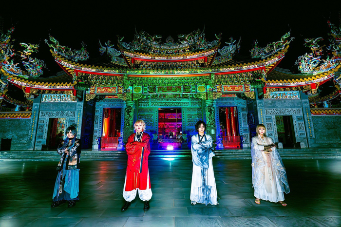 -神-メトリー メンバー全員直筆サイン入りTシャツ＋色紙